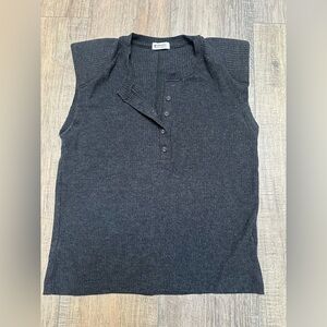 LAmade Gray Sleeveless Knit Top